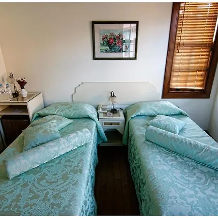 Hotel Minyon 4*