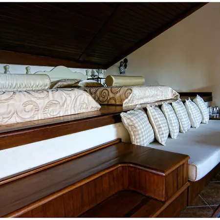 Minyon Hotel 4*