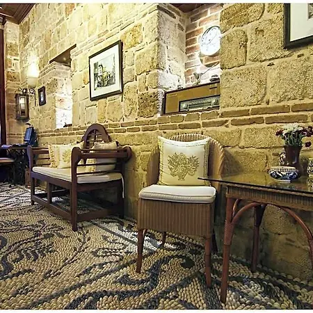 Hotel Minyon 4*