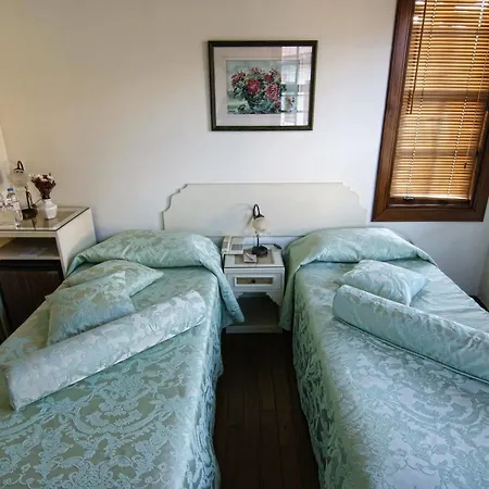Minyon Hotel 4*