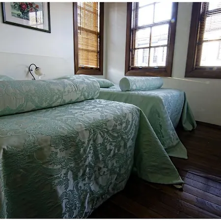 Minyon Hotel