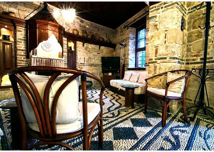 Hotell Minyon 4*