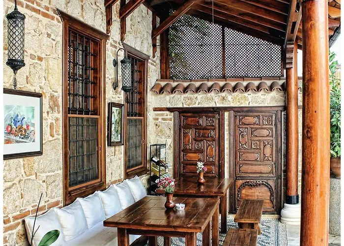 Minyon Hotell