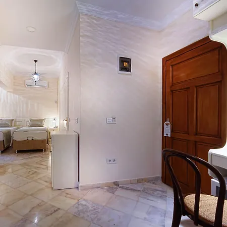 Minyon Hotel Antalya